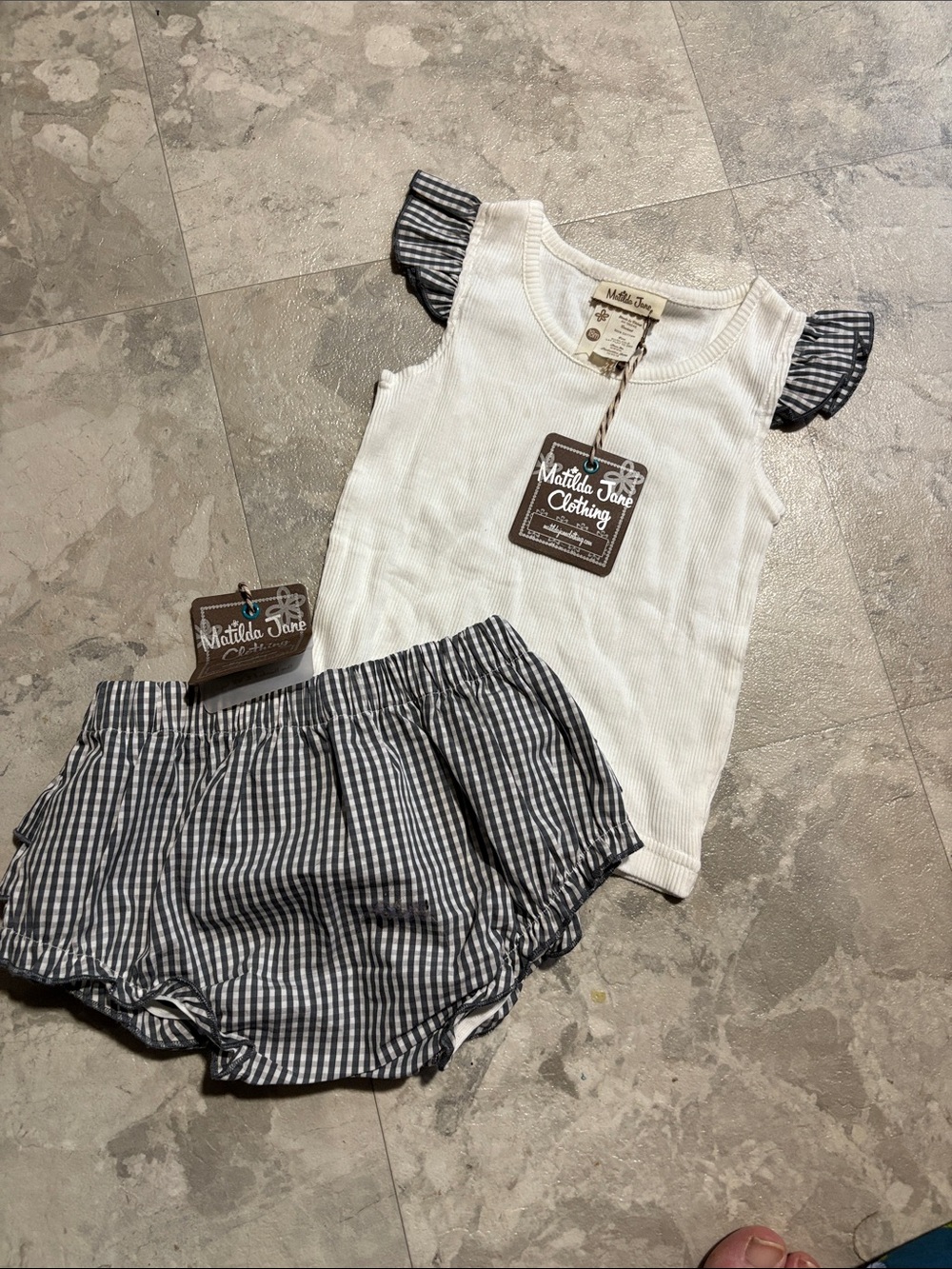 New Matilda Jane Baby Two-Piece Gingham Set — Whiter & Grey